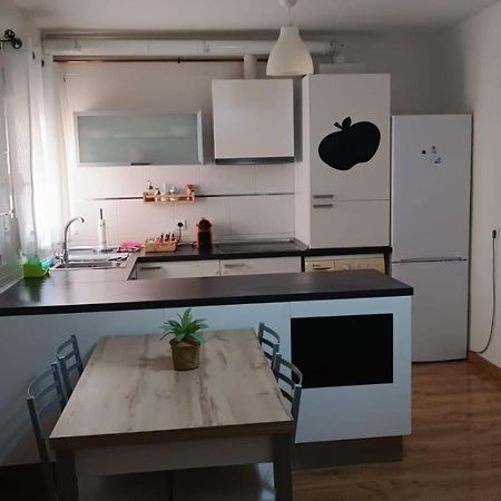 Apartamento Parque Sur De Hellín מראה חיצוני תמונה